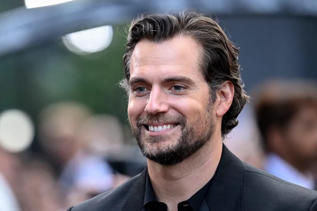 Henry Cavill - hot male actor
