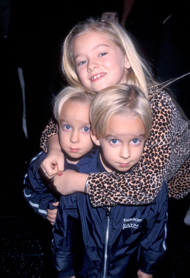 Madylin Sweeten in 1999  with her brothers Sawyer and Sullivan Sweeten