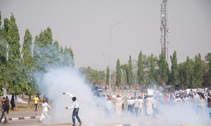 Police Clash With Shiites Over Detention Of El-Zakzaky