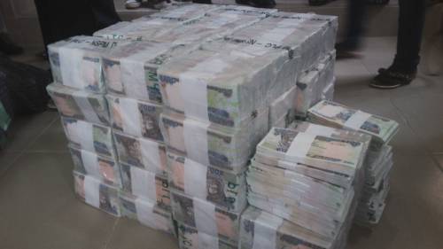 Breaking: EFCC recovers N49m at Kaduna Airport