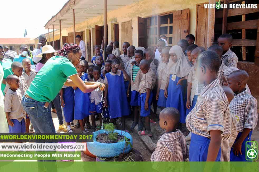 Vicfold Recyclers sensitizing pupils on recycling and impact of climate change