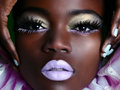 Forsendelse Sammentræf kolbe Five Signs That You Wear Too Much Makeup