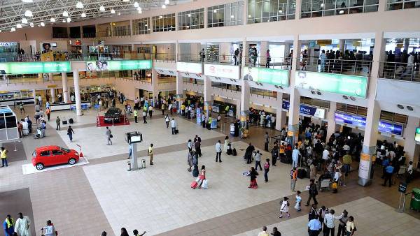 Coronavirus: FG Changes Arrival Time For Passengers Ahead Of Flight Departure
