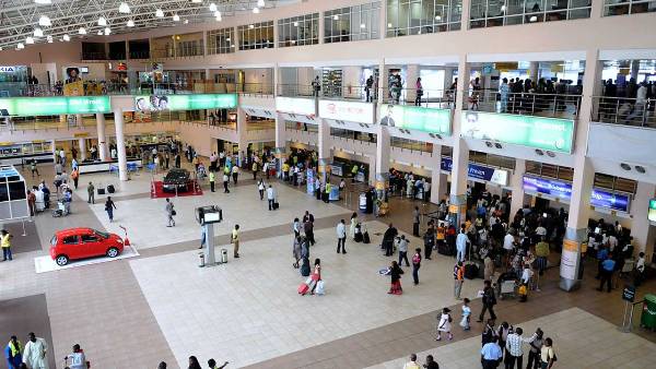 Coronavirus: FG Changes Arrival Time For Passengers Ahead Of Flight Departure
