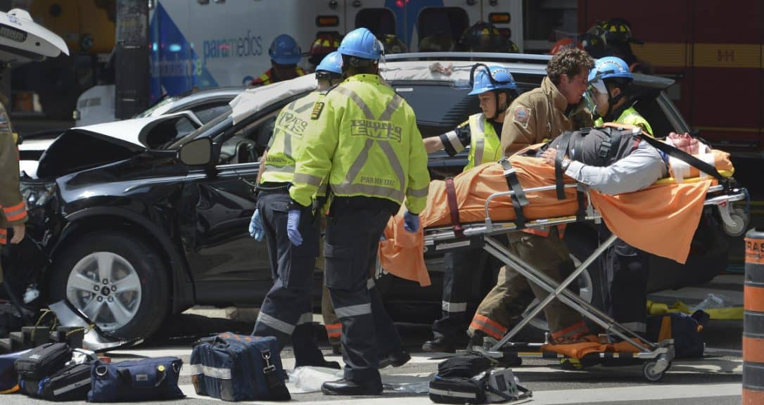 Thousands Gather To Mourn Toronto's Accidents Victims