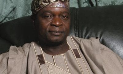 breaking-former-governor olagunsoye-oyinlola-dumps APC