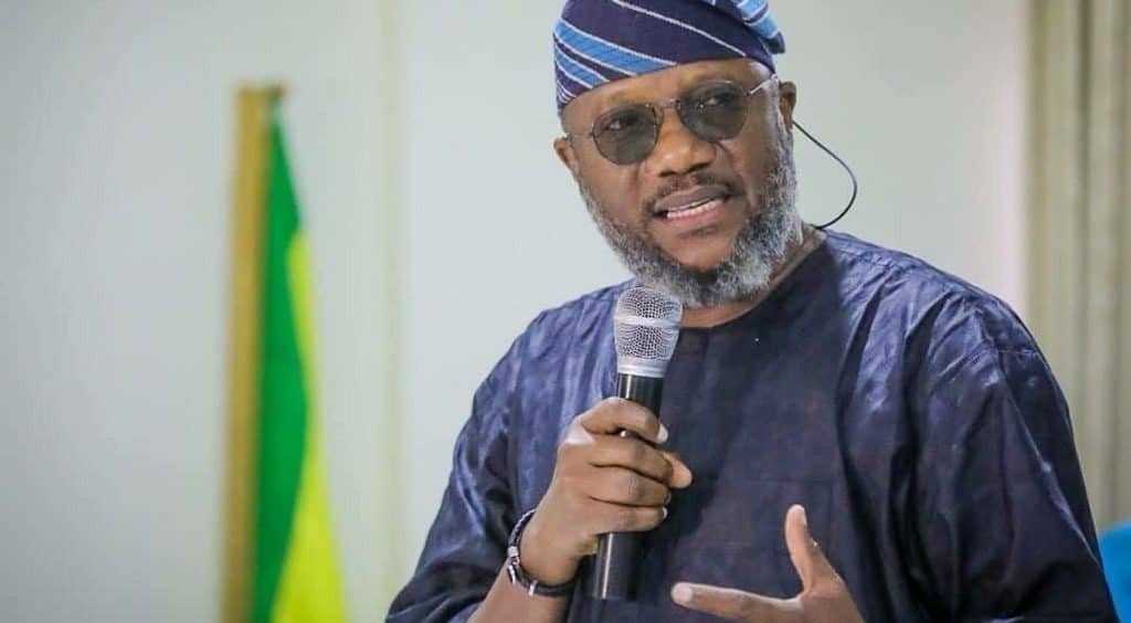 2023: After Dumping APC, Amosun’s Candidate, Akinlade Emerges PDP Governorship Running Mate