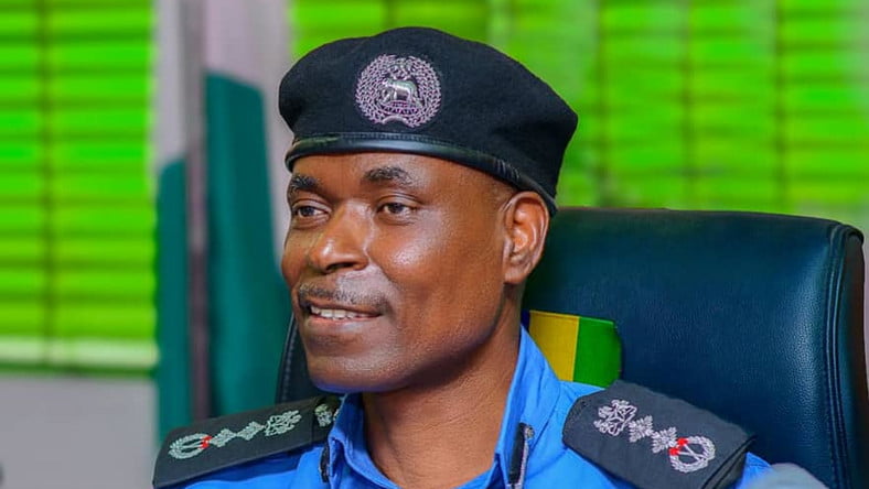 Nigeria Police Disbands IRT, STS State Offices