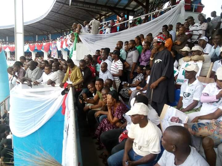 Aba Residents Shock Nnamdi Kanu, IPOB As Massive Crowd Welcome Buhari (Photos/Video)