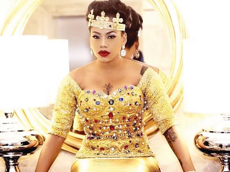 Toyin Lawani mocks haters