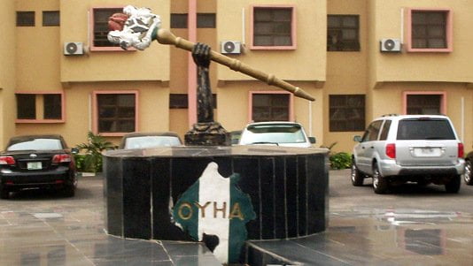 EFCC Quizzes Oyo Assembly Speaker, Others Over Purchase Of Vehicles