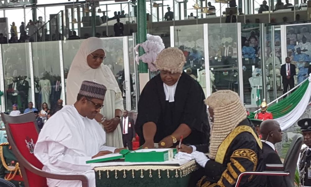 Nigerians React As Buhari, Osinbajo Take Oath Of Office