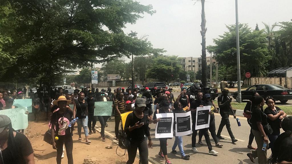 Women protest against rape by Nigerian police