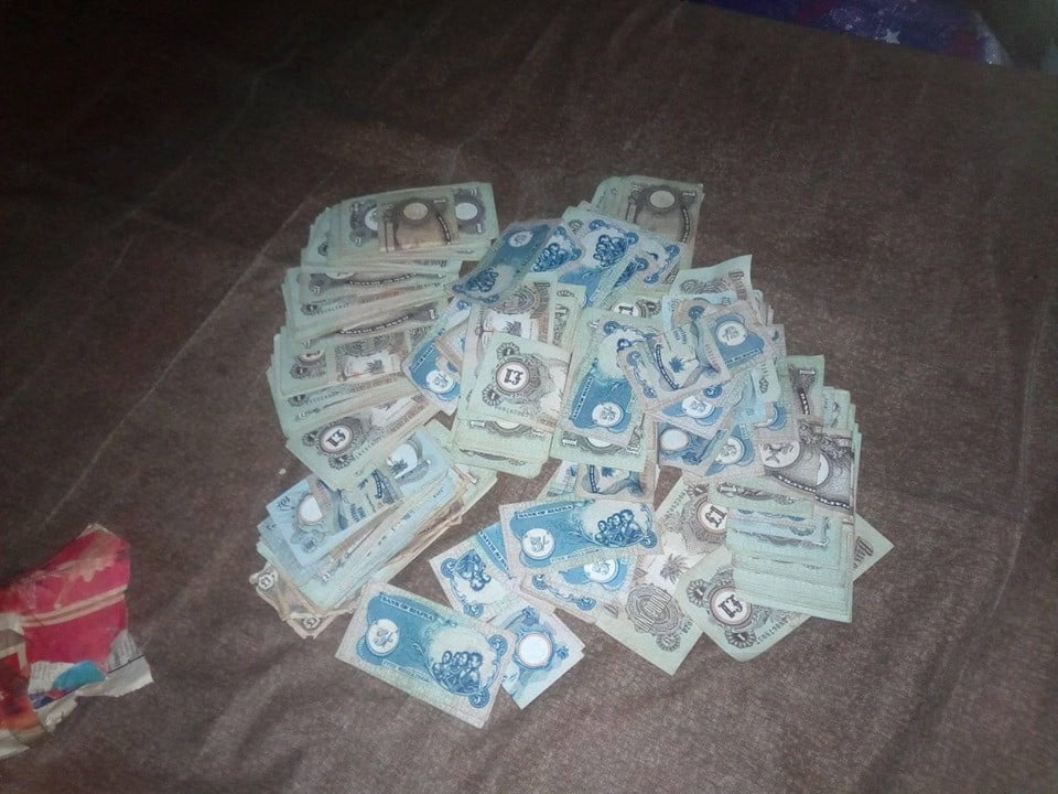 Lady Finds 'Huge' Biafra Currencies In Dad’s Cupboard (Photos)