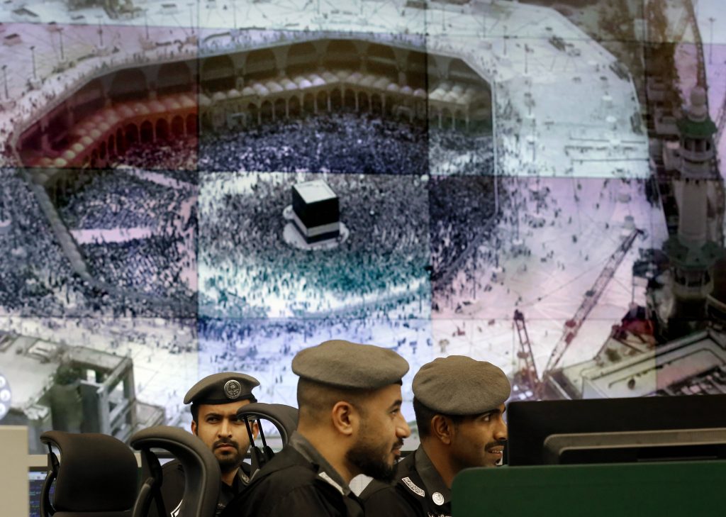 Saudi police officers, Mecca, 6 August 2019. © Amr Nabil / AP / SIPA