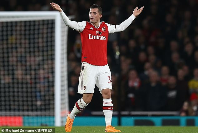 Xhaka Takes Swipe At Arsenal Fans After Losing Captaincy Xhaka Takes Swipe At Arsenal Fans After Losing Captaincy