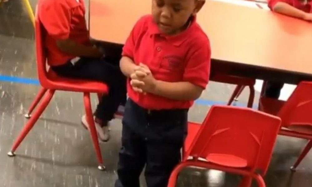 3-year-old melts hearts with his prayers