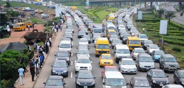 Breaking: FG To Ban Inter-State Travel, Close All Motor Parks Over Coronavirus