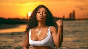 Toke Makinwa Shares Own Nude Photos After Threats From Blackmailer