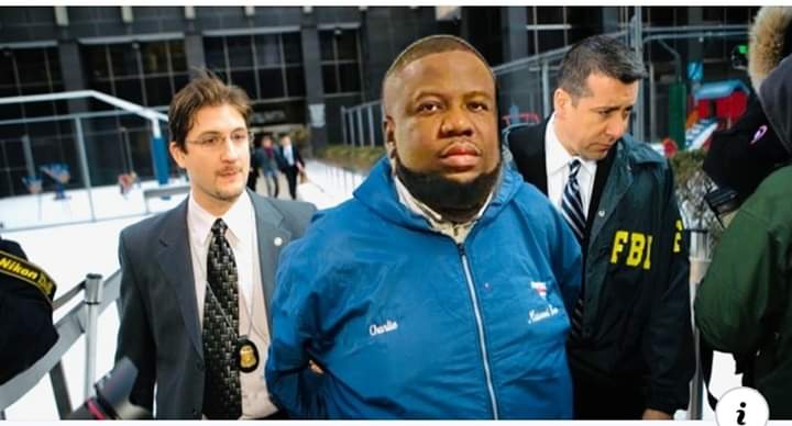 Purtpoted picture of Hushpuppi with FBI operatives