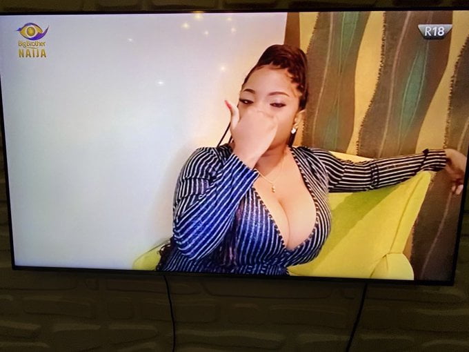 Busty BBNaija Housemate Dorothy Shakes Twitter (Photos/Video)