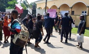 Breaking: Protesters Storm Edo State Government House Over Unpaid Salaries (Photos)