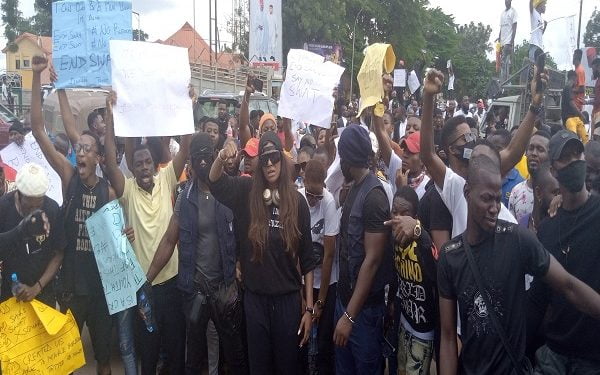 Angela Okorie, Other #ENDSARS Protesters Storm Ebonyi Govt House