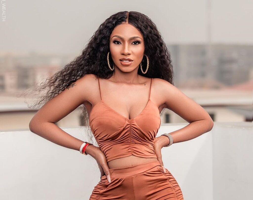 I'm A Golden Fish No Guy Can Hide In A Relationship But I'm Hard To Get - Mercy Eke Boasts (Video)