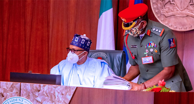 FEC Not Yet Dissolved As Buhari Orders Ministers To Continue Work