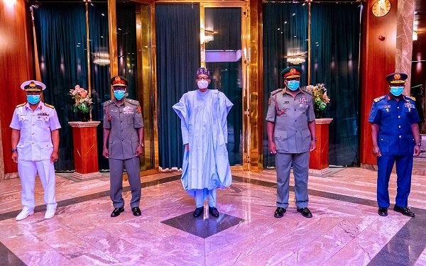 Details Of Buhari's Meeting With New Service Chiefs Emerge