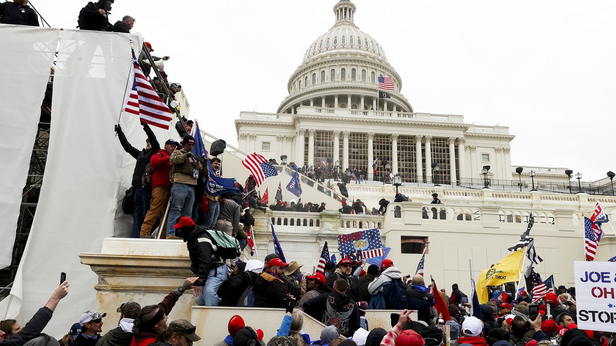 Woman Shot During Trump Supporters' Invasion Of US Capitol Hill Dies