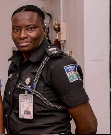 Face Of Female Officer Who Shot Sowore In Abuja |Photo