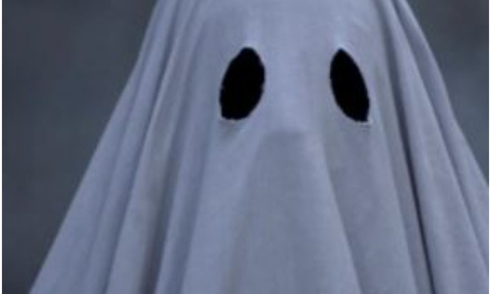 Nigerian Man Send Strong Warning To Female Ghost Disturbing His Night |Photo