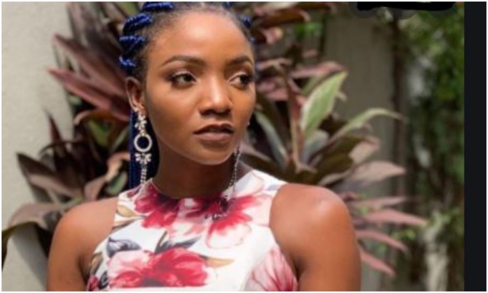 Simi Speaks On Being Heartbroken - Nigerians React