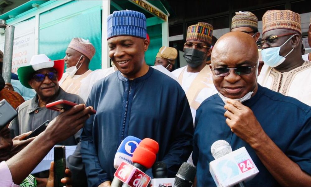 2023 Presidency: Ex-Senate President Saraki To Meet PDP Senators