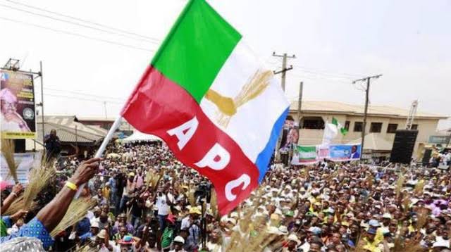 [JUST IN] Ondo APC Primary: Voters Flee As Violence Breaks Out At Voting Centre