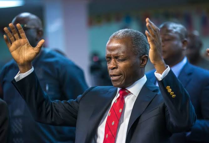 Laughs As Osinbajo Sings Kizz Daniel's 'Buga’ At Tourism Conference In Lagos