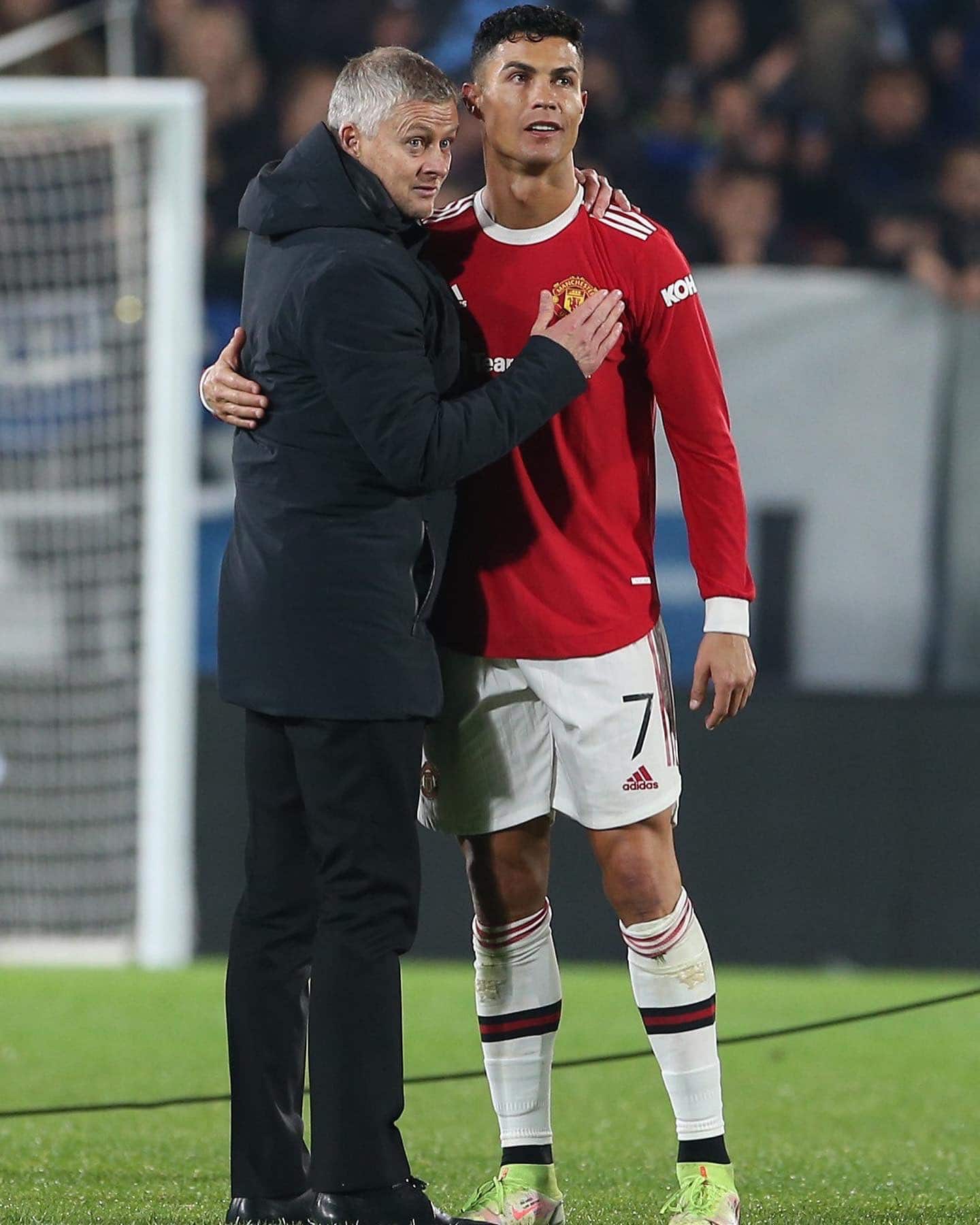 "Ole Is An Outstanding Human Being" - Ronaldo Reacts To Solskjaer Sack As Man United Coach