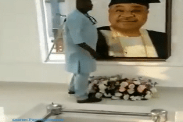 Oyo: Final Resting Place Of Former Gov Alao-Akala (Video)