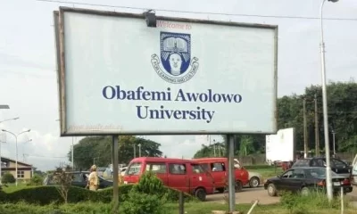 Angry OAU Students, Lock School Gate, Demand Reduction In Fees