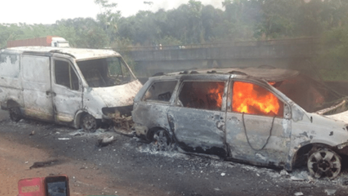 10 Burnt To Death In Tragic Accident On Oyo-Ogbomoso Road