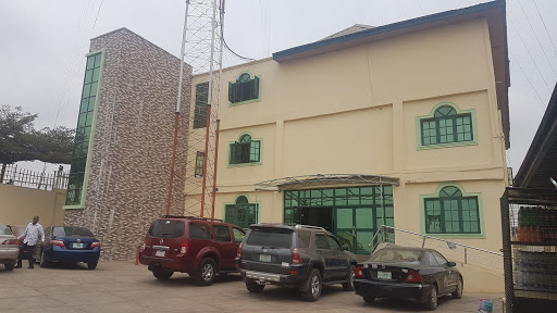Armed Robbers Invade Yinka Ayefele’s Radio Station In Ibadan
