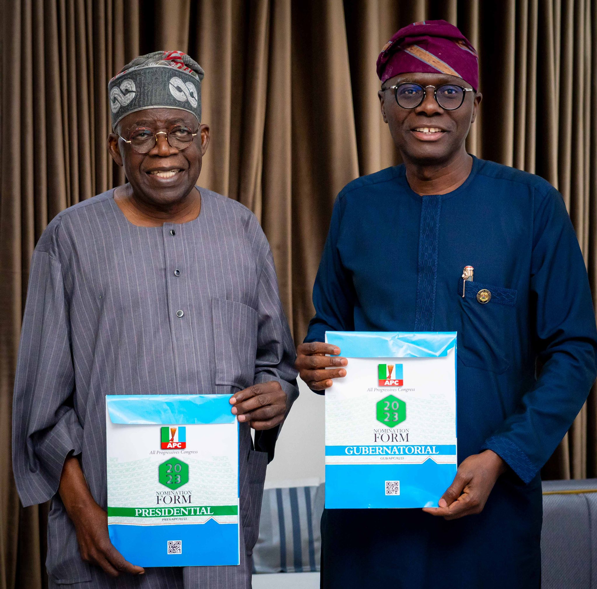 2023: Sanwo-Olu Presents His Governorship Nomination Forms To Tinubu (Photo)