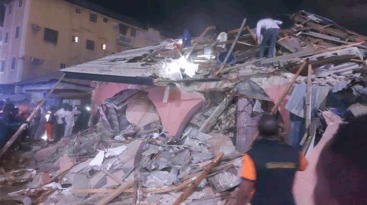 Ebute Metta: Lagos Govt Evacuates Occupants Of Collapsed Building