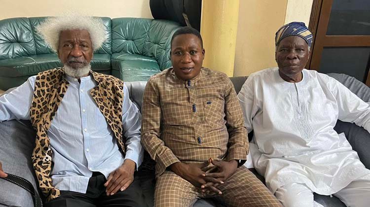 Reactions As Soyinka Visit Sunday Igboho In Benin Republic