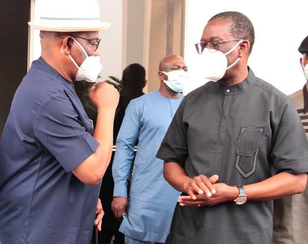 PDP Crisis: Okowa Shuns Wike At Benue Airport