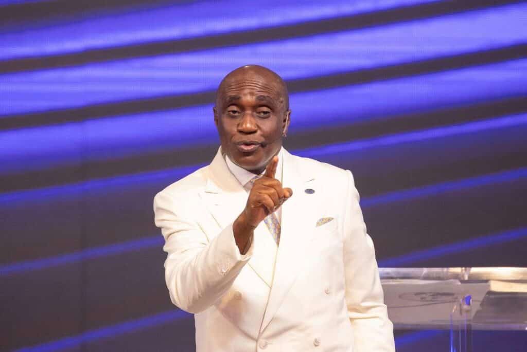 2023: ‘Naira Would Tumble To N5,000’ – Pastor Ibiyeomie Warns Nigerians Against Voting Wrong Party