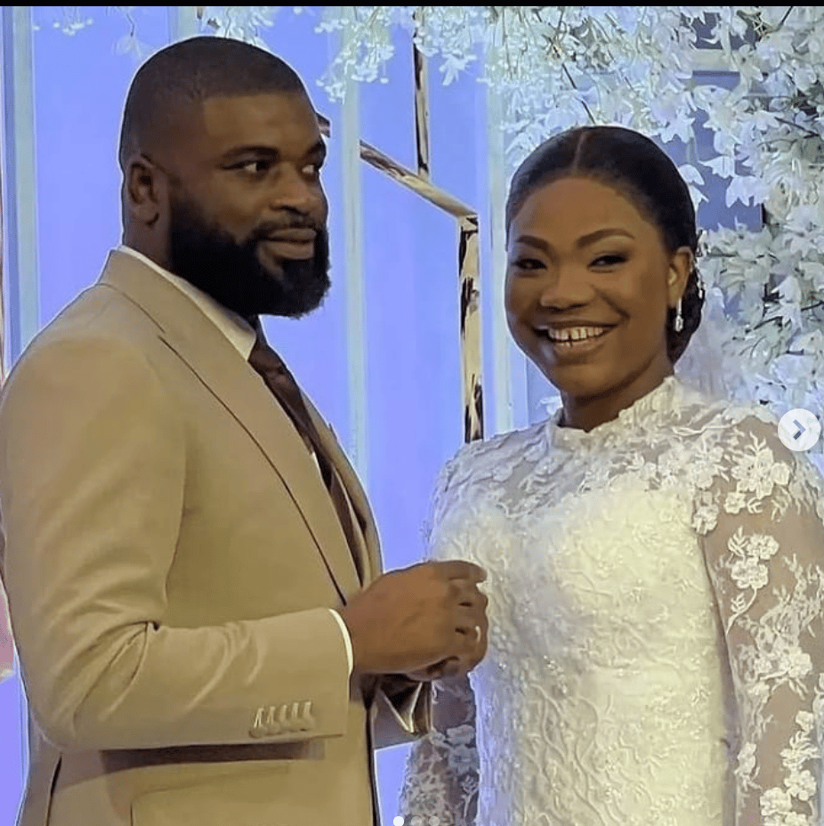 Obi Cubana Showers Money On Mercy Chinwo And Her Husband At Their Wedding (Video)