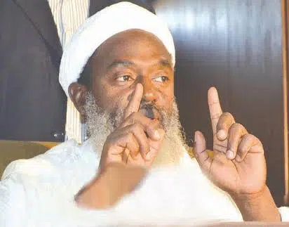 2023: Sheikh Gumi Picks Up Voter Card, Sends Message To Nigerians