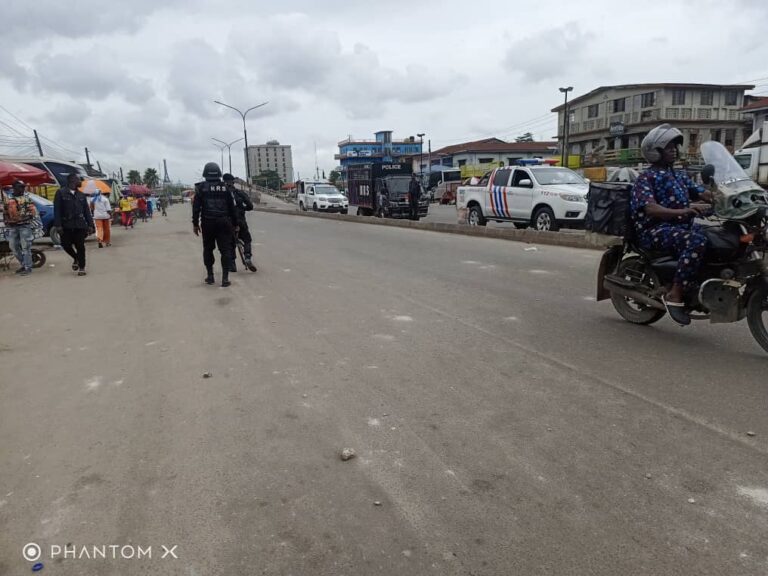 Tension As Intermittent Gunshots Are Heard In Jibowu, Lagos